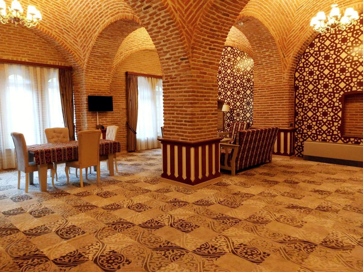 Karvansaray Sah Abbas Hotel Ganja Exterior foto